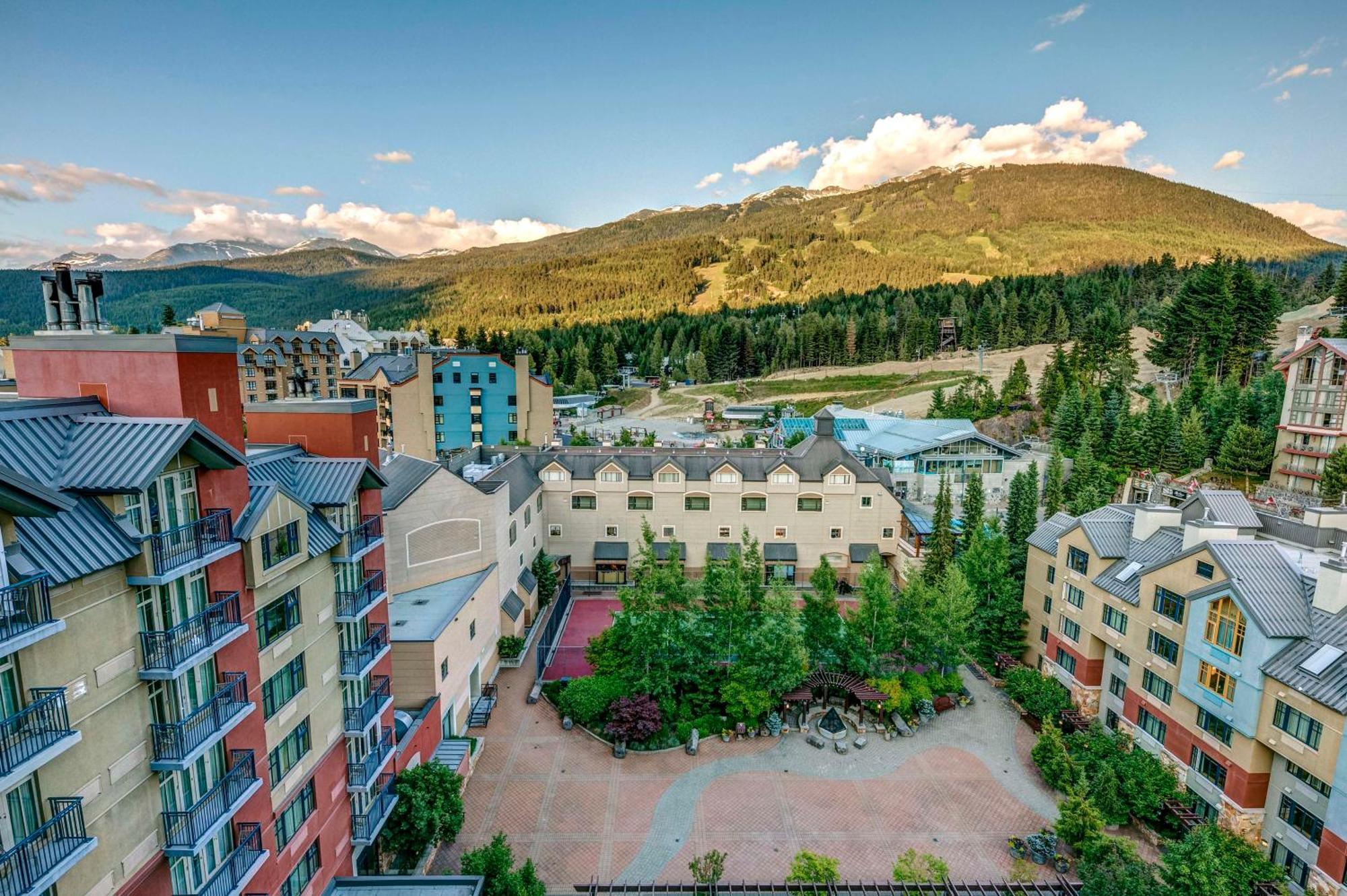 Hilton Whistler Resort & Spa Zewnętrze zdjęcie